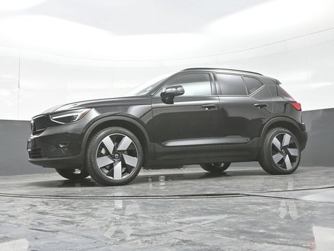 Used 2023 Volvo XC40 Recharge Ultimate w/ Protection Package Premier AWD/4WD image 28