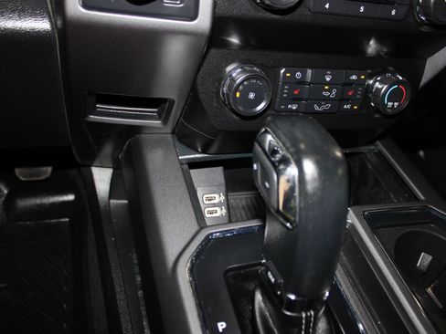 Used 2019 Ford F150 XLT w/ Equipment Group 302A Luxury AWD/4WD image 21
