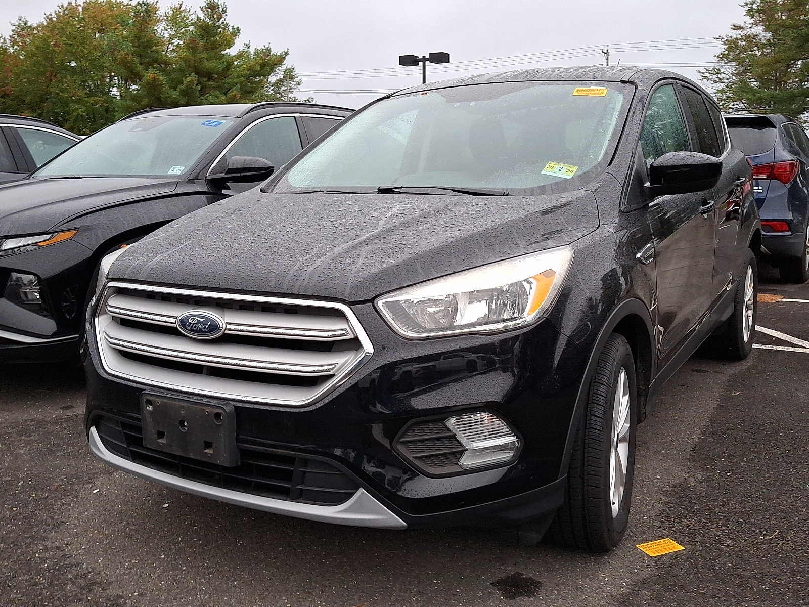 Used 2019 Ford Escape SE AWD/4WD image 2