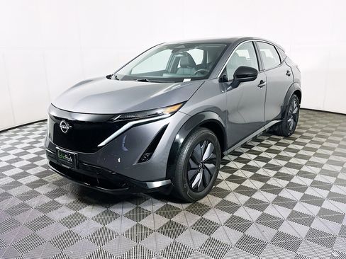 Used 2023 Nissan Ariya FWD image 3