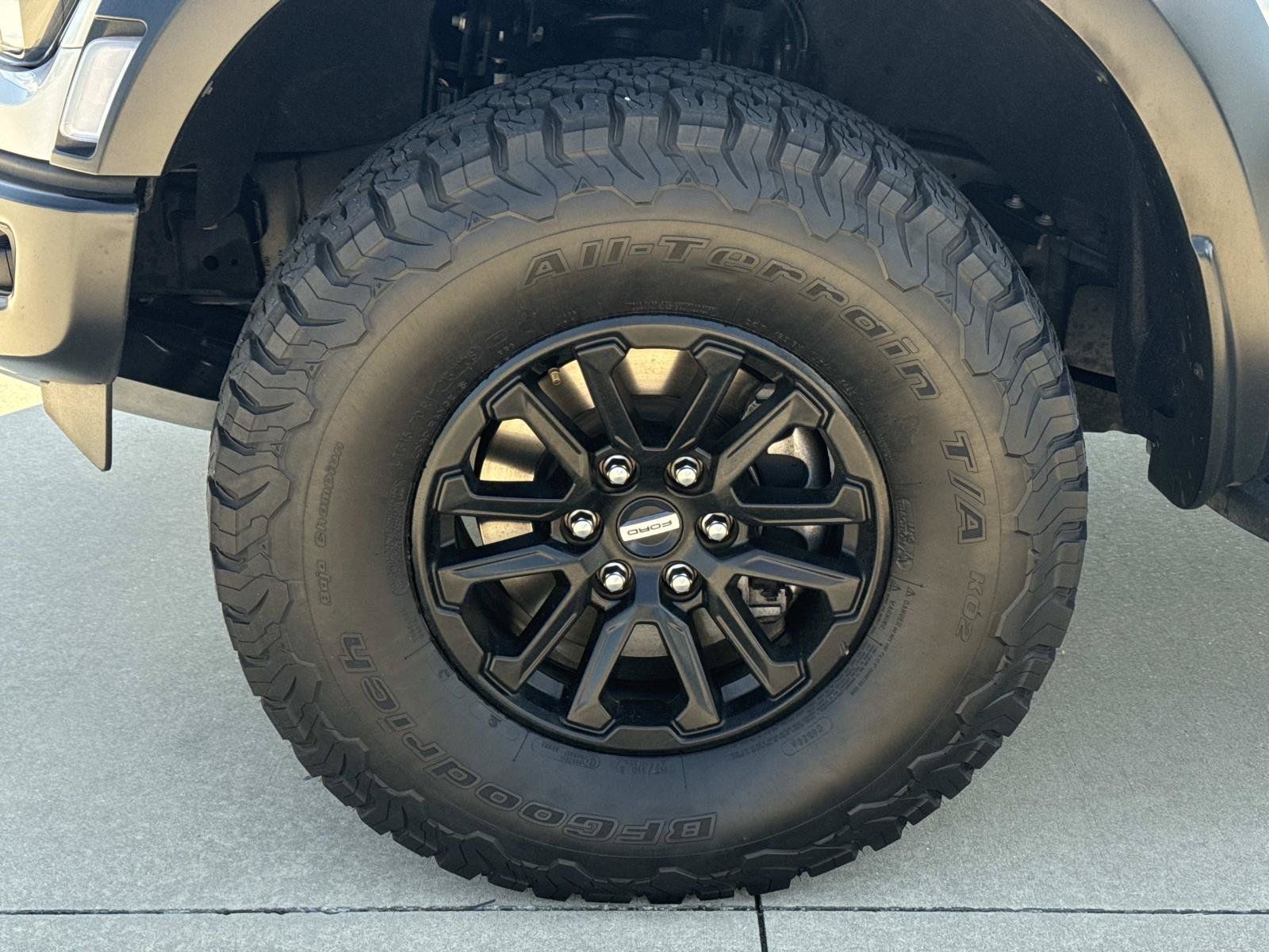 Used 2024 Ford F150 Raptor AWD/4WD image 4