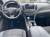 Certified 2022 Chevrolet Equinox RS w/ Infotainment Package image 2