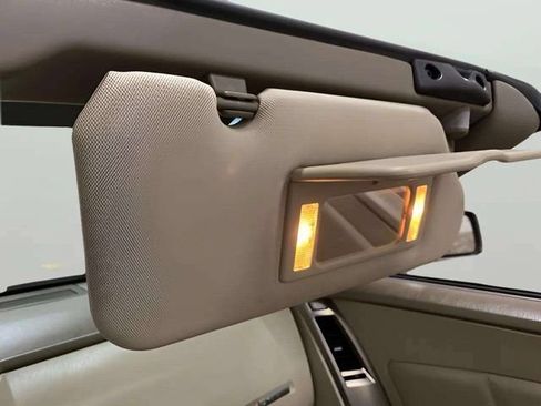 Used 2005 Cadillac XLR RWD image 57