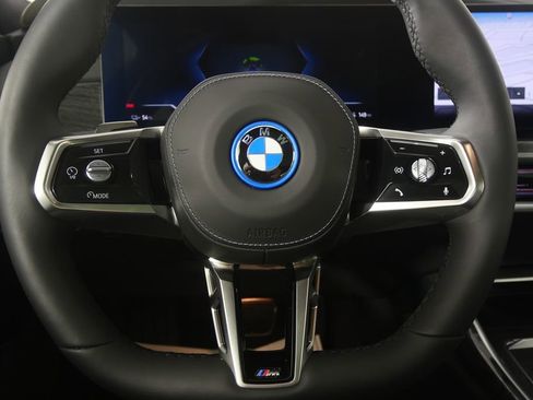Used 2026 BMW i7 eDrive50 image 21