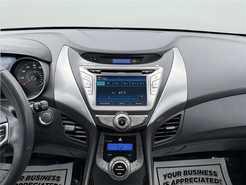 Used 2013 Hyundai Elantra Limited w/ Technology Pkg FWD image 19