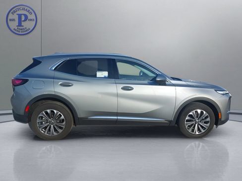 Used 2025 Buick Envision Preferred AWD/4WD image 8