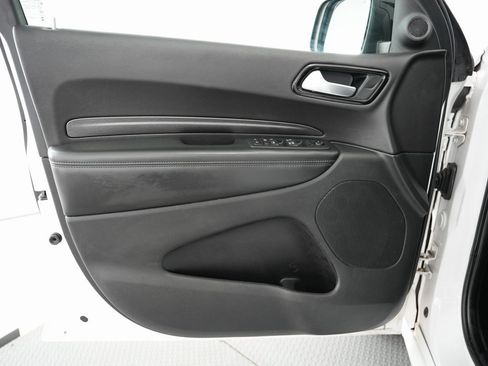 Used 2021 Dodge Durango SXT image 41