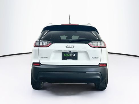 Used 2021 Jeep Cherokee Latitude AWD/4WD image 7