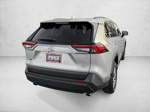 Used 2024 Toyota RAV4 XLE image 5