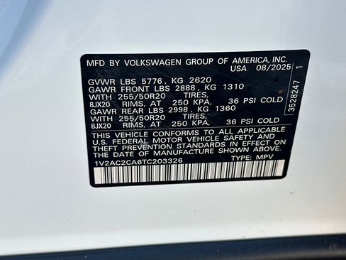 New 2026 Volkswagen Atlas Cross Sport SEL R-Line AWD/4WD image 25