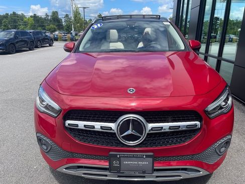 Used 2021 Mercedes-Benz GLA 250 4MATIC image 2