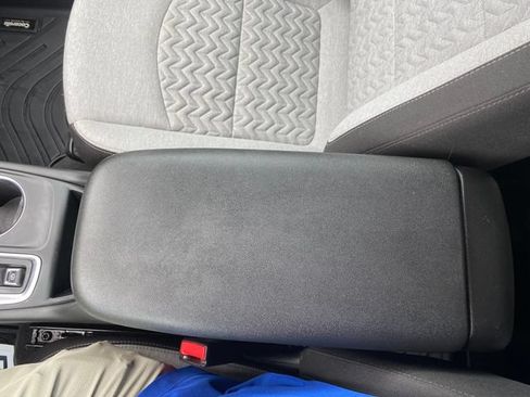 Used 2023 Chevrolet Equinox LS w/ LS Convenience Package FWD image 22