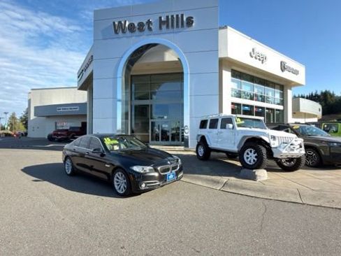 Used 2015 BMW 535i Sedan RWD image 1