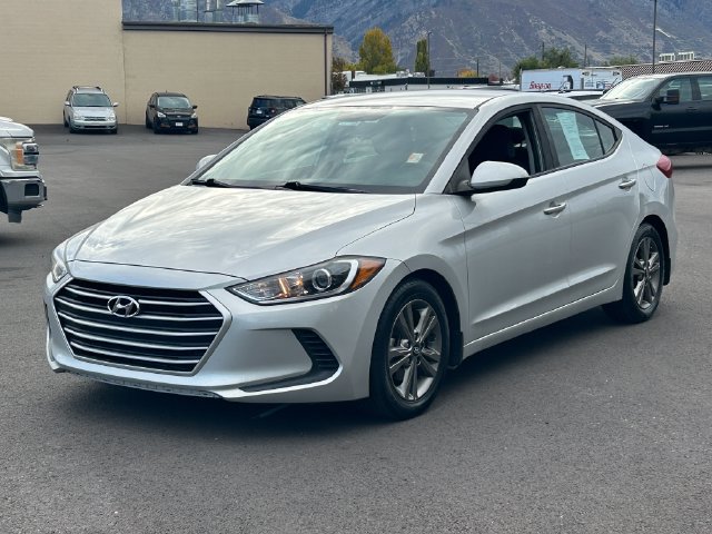 Used 2018 Hyundai Elantra SEL w/ Winter Weather Package FWD image 7