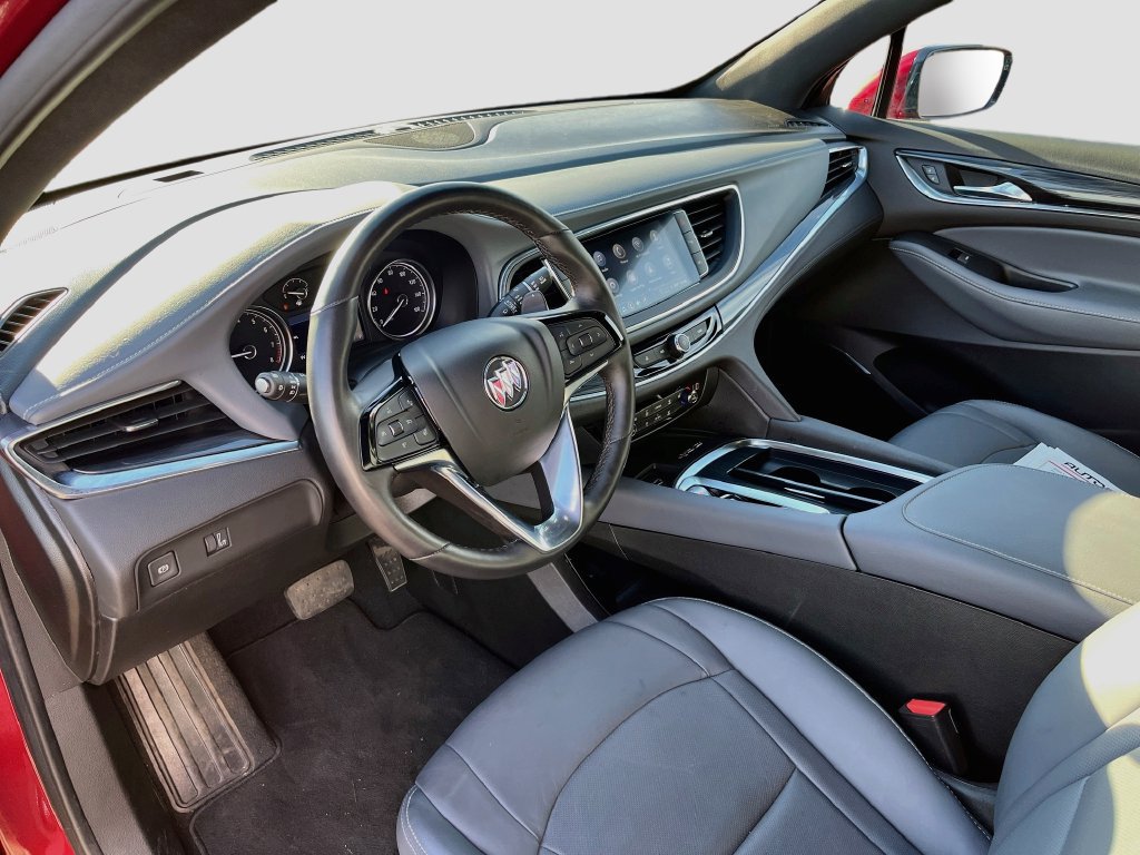 Used 2024 Buick Enclave Essence w/ Experience Buick Package FWD image 9