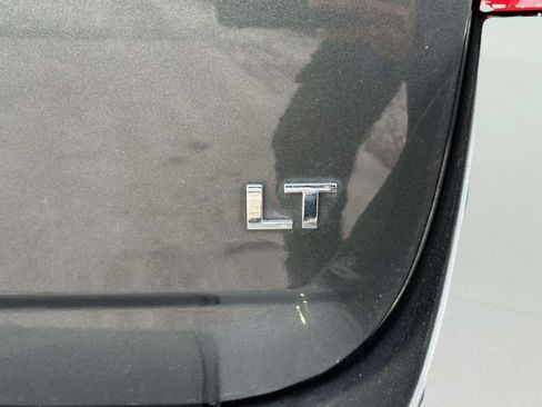 Used 2017 Chevrolet Equinox LT w/ Convenience Package image 14