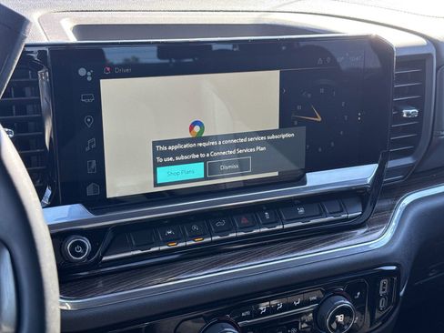 Used 2024 Chevrolet Silverado 1500 LT image 24