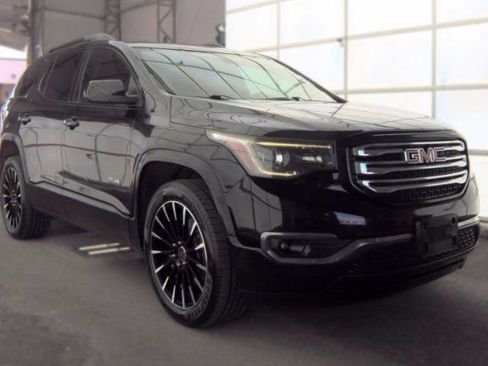 Used 2017 GMC Acadia SLT AWD/4WD image 3