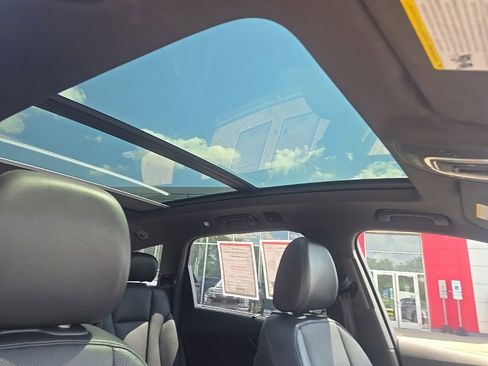 Used 2018 Audi Q7 3.0T Prestige AWD/4WD image 27
