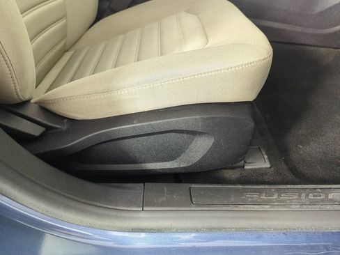 Used 2019 Ford Fusion S FWD image 34