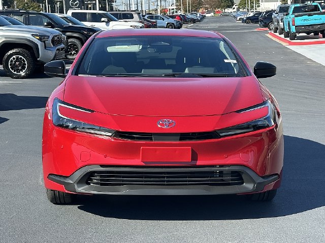 New 2027 Toyota Prius LE FWD image 2