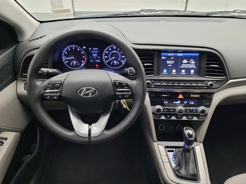 Used 2020 Hyundai Elantra SEL image 22