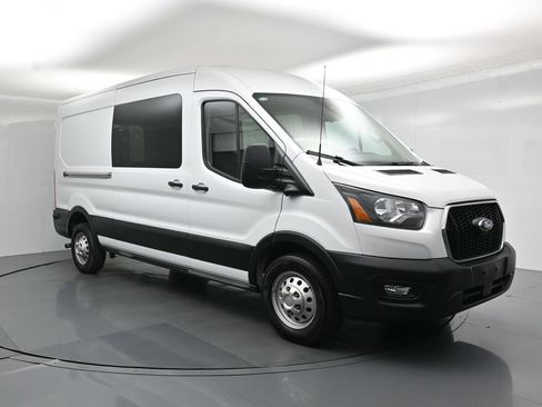 Certified 2023 Ford Transit 250 Medium Roof RWD image 48