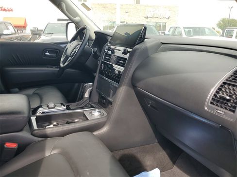 Used 2023 Nissan Armada SV image 34