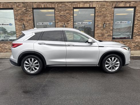 Used 2020 INFINITI QX50 Luxe w/ Navigation Package AWD/4WD image 6