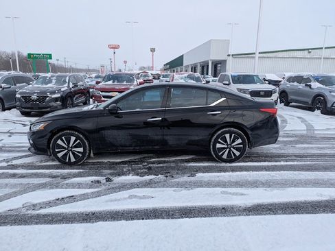 Used 2020 Nissan Altima 2.5 SV image 6