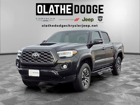 Used 2022 Toyota Tacoma TRD Sport image 1