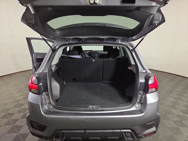 Used 2025 Mitsubishi Outlander Sport AWD image 32