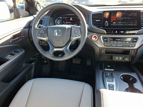 Certified 2024 Honda Passport EX-L image 14