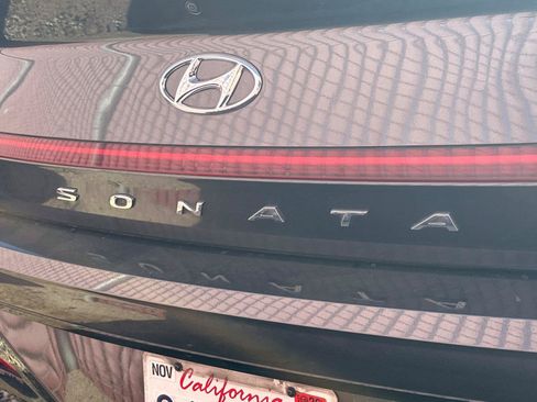 Used 2023 Hyundai Sonata SEL w/ Convenience Package FWD image 7