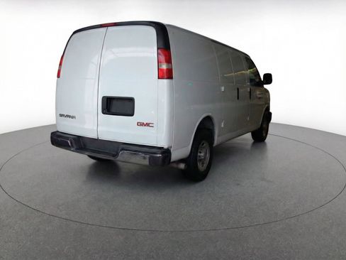 Used 2025 GMC Savana 3500 LT w/ LT Preferred Equipment Group image 9