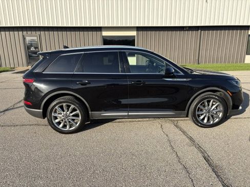 Used 2020 Lincoln Corsair AWD w/ Premium Package image 4