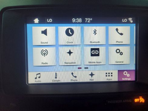 Used 2017 Ford Explorer XLT w/ Equipment Group 202A FWD image 25