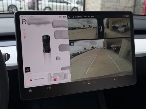 Used 2024 Tesla Model Y Long Range AWD/4WD image 7