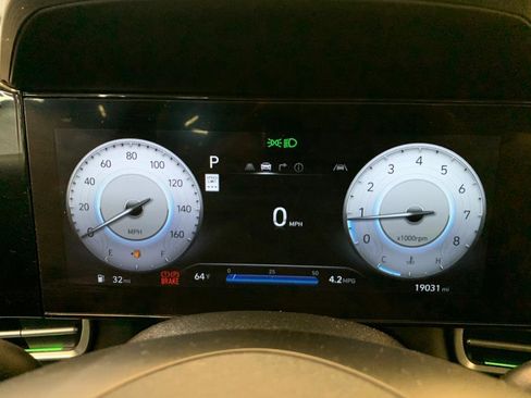 Used 2024 Hyundai Elantra SEL image 21