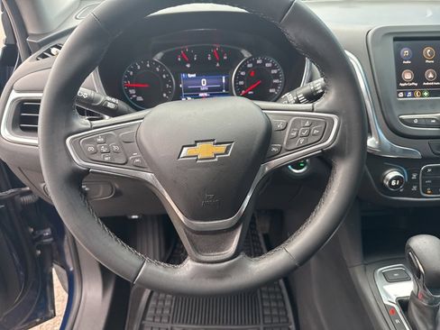 Used 2023 Chevrolet Equinox LT image 21