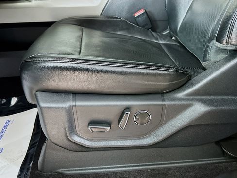 Used 2016 Ford F150 Lariat w/ Equipment Group 502A Luxury image 19