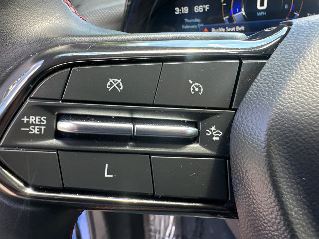 Used 2025 Chevrolet Equinox RS w/ Safety and Technology Package AWD/4WD image 32