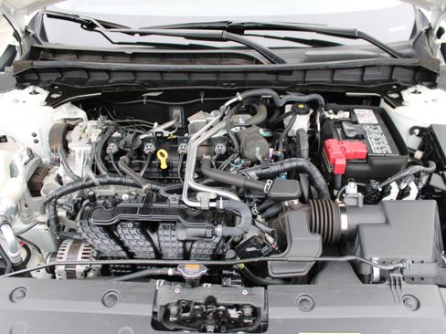 Certified 2022 Nissan Altima 2.5 SR image 31