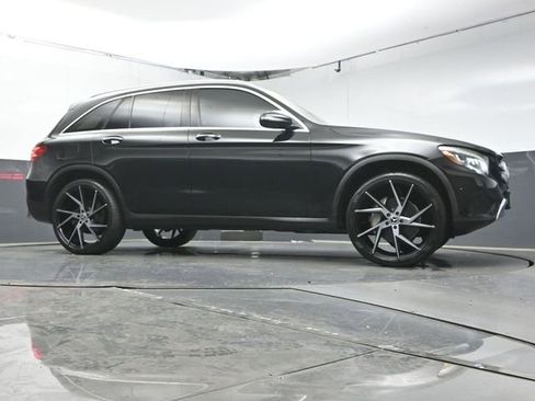Used 2018 Mercedes-Benz GLC 300 image 32