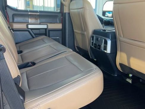 Used 2022 Ford F250 Lariat w/ Lariat Value Package image 8