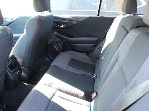 Used 2020 Subaru Outback Premium image 7