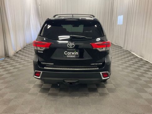 Used 2018 Toyota Highlander Limited AWD/4WD image 5