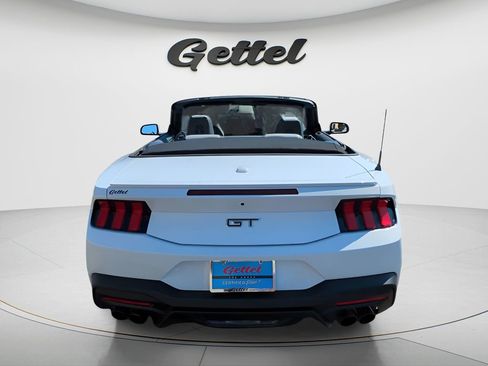 Used 2025 Ford Mustang GT Premium image 5