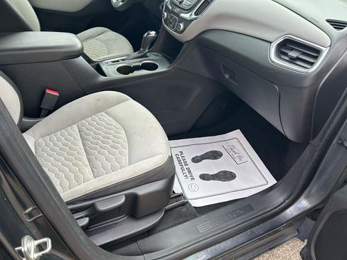 Used 2019 Chevrolet Equinox LT image 12