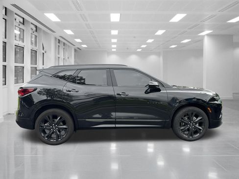 Used 2022 Chevrolet Blazer RS w/ Enhanced Convenience Package FWD image 4